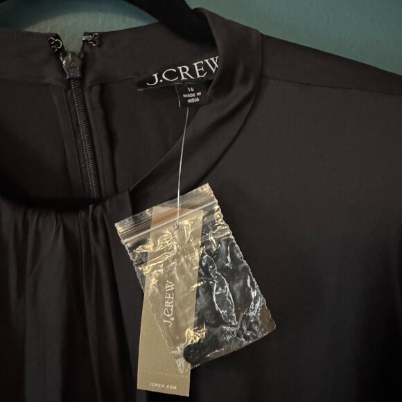 ✨J.Crew Satin Drape Top - size 16 ✨ -0067 - Picture 3 of 6